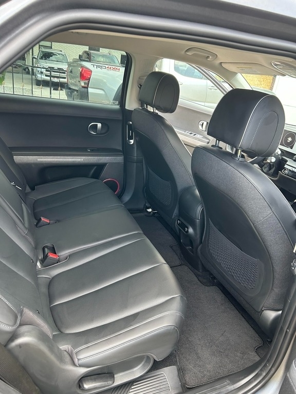 2022 Hyundai IONIQ 5 SEL photo