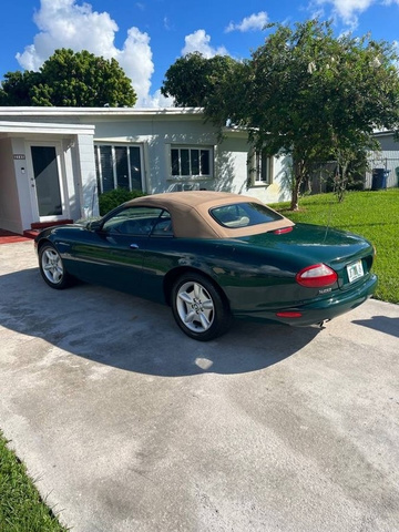1997 Jaguar XK-Series XK8 photo
