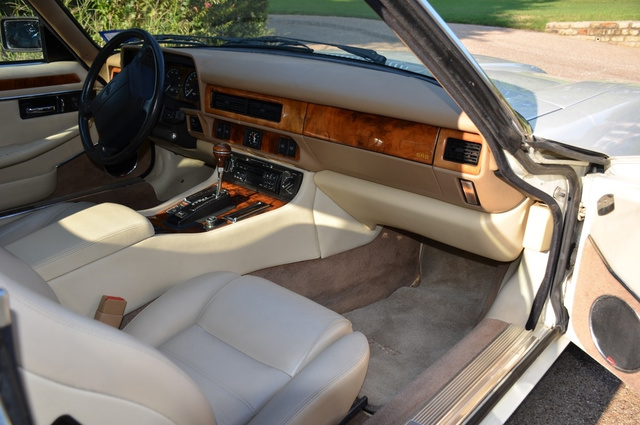 1995 Jaguar XJ-Series XJS photo