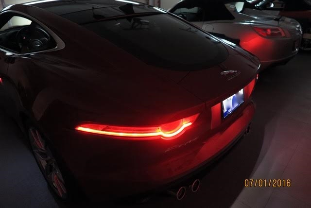 2015 Jaguar F-Type R photo