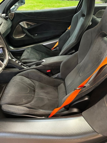 2019 McLaren 720S Performance photo