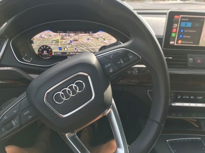 2018 Audi Q5 2.0T quattro Premium Plus photo
