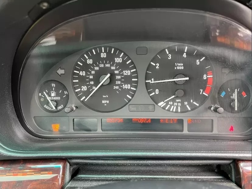 2001 BMW 7-Series Alpina B12 photo