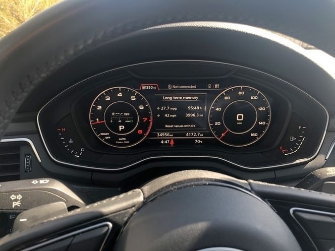2017 Audi A4 2.0T quattro Prestige photo