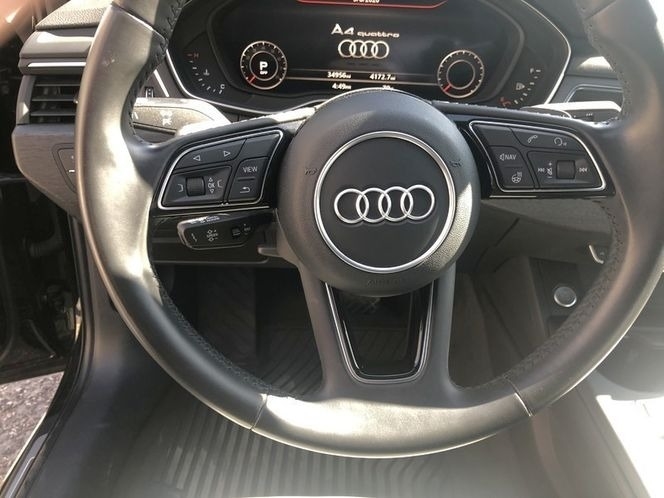 2017 Audi A4 2.0T quattro Prestige photo