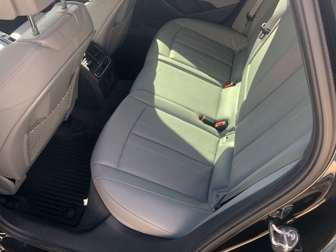 2017 Audi A4 2.0T quattro Prestige photo