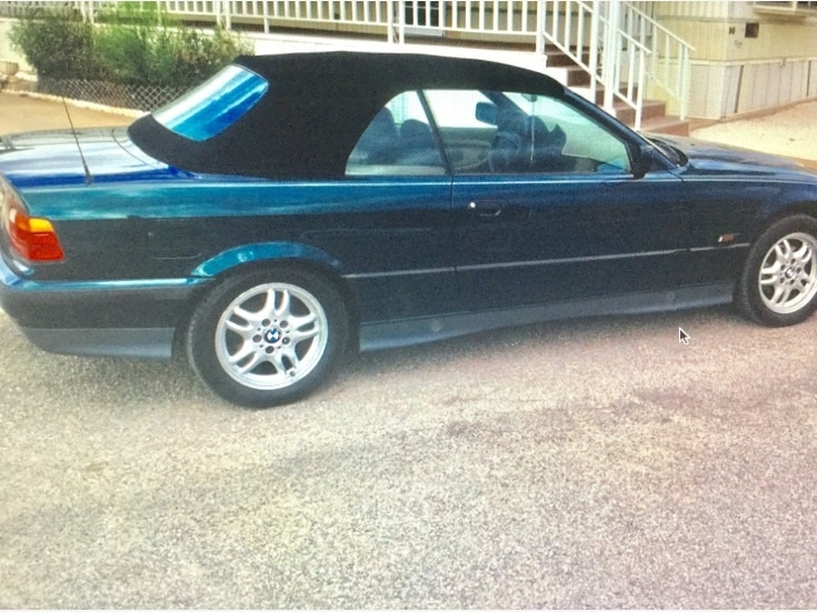 1995 BMW 3-Series 325i photo