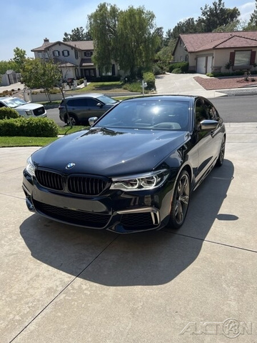 The 2019 BMW 5-Series M550i xDrive photos
