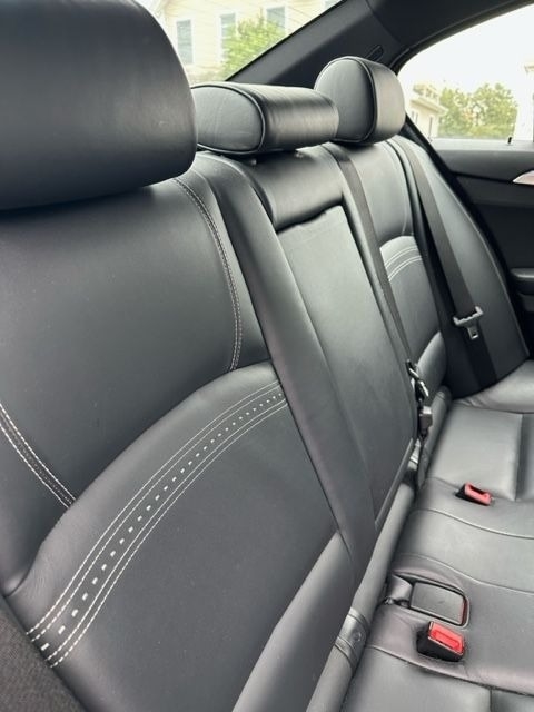 2015 BMW 5-Series 550i photo