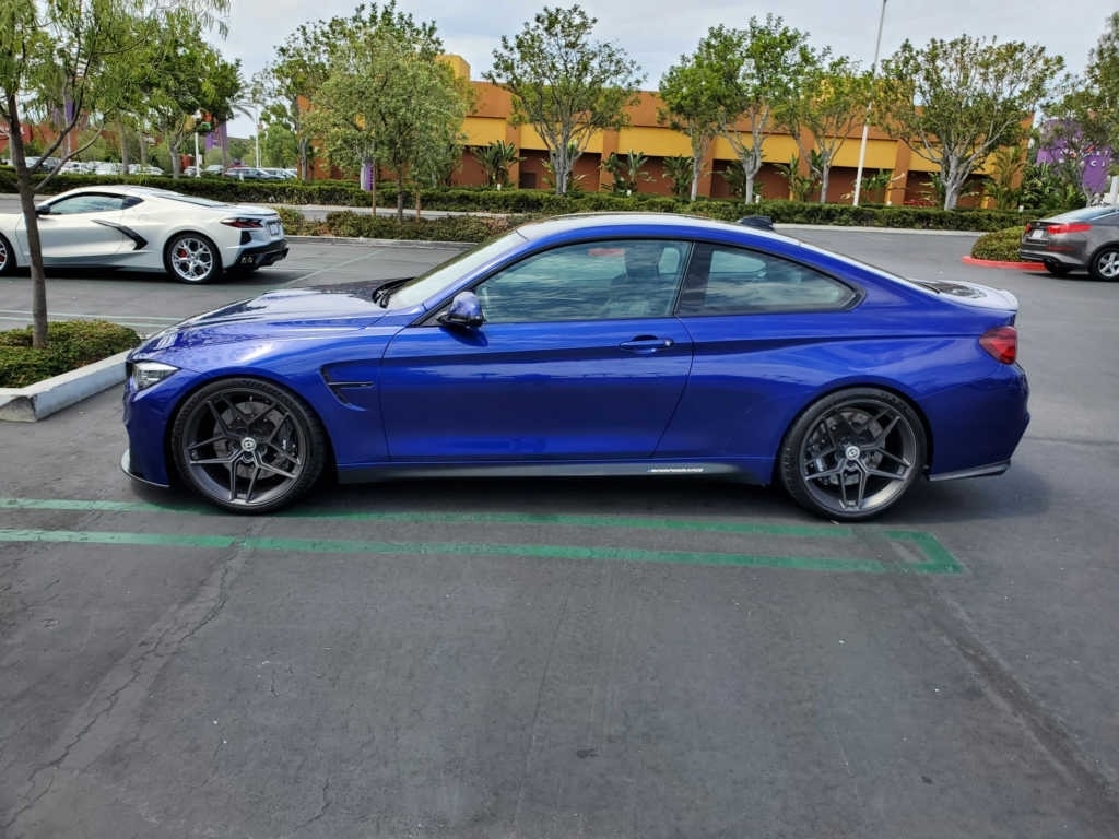 2020 BMW M4  photo