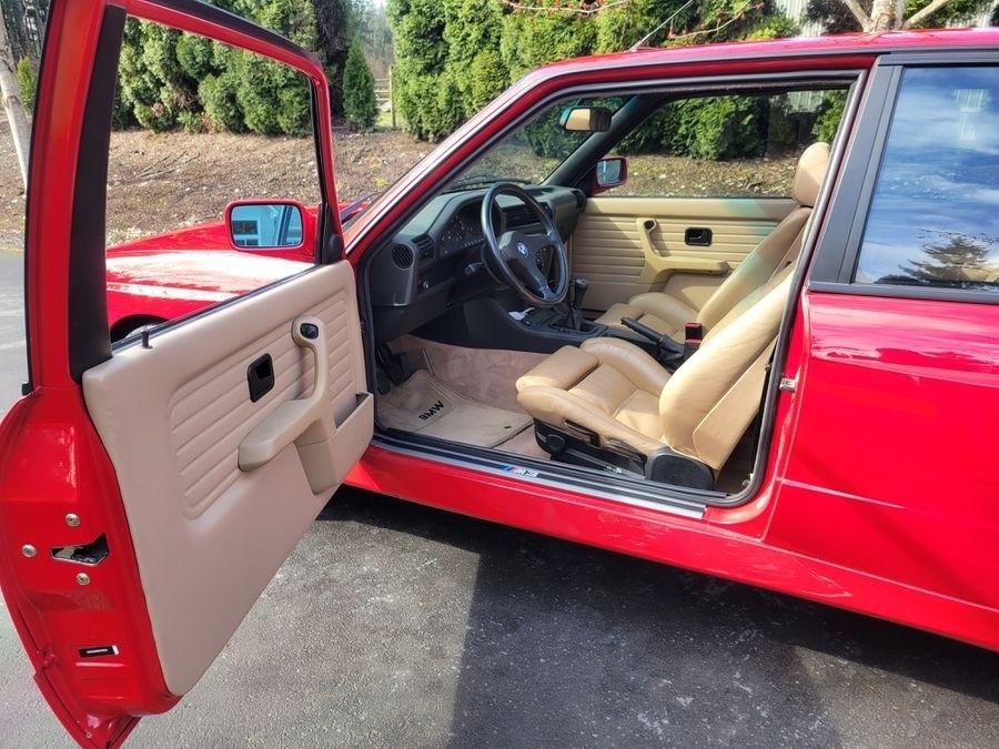 1989 BMW M3 photo