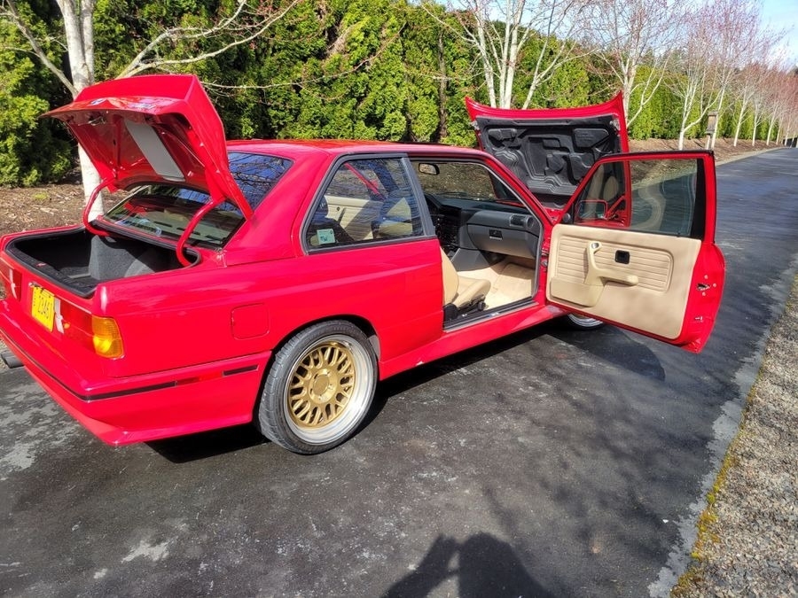 1989 BMW M3 photo