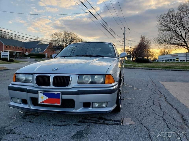 The 1998 BMW M3 photos