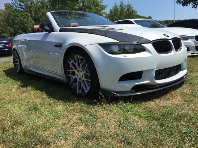 The 2011 BMW M3 photos