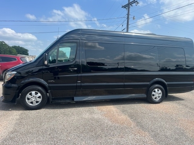 2014 Mercedes-Benz Sprinter 2500 Full-Size
