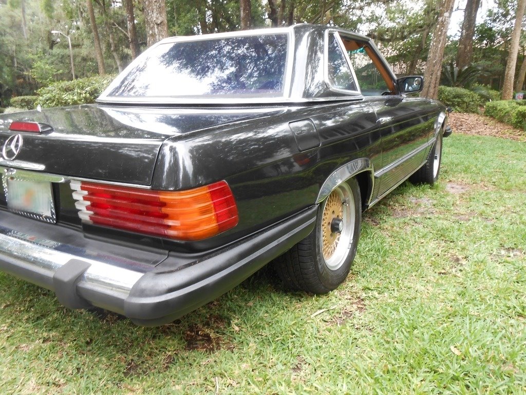1982 Mercedes-Benz 380-Class 380SL photo