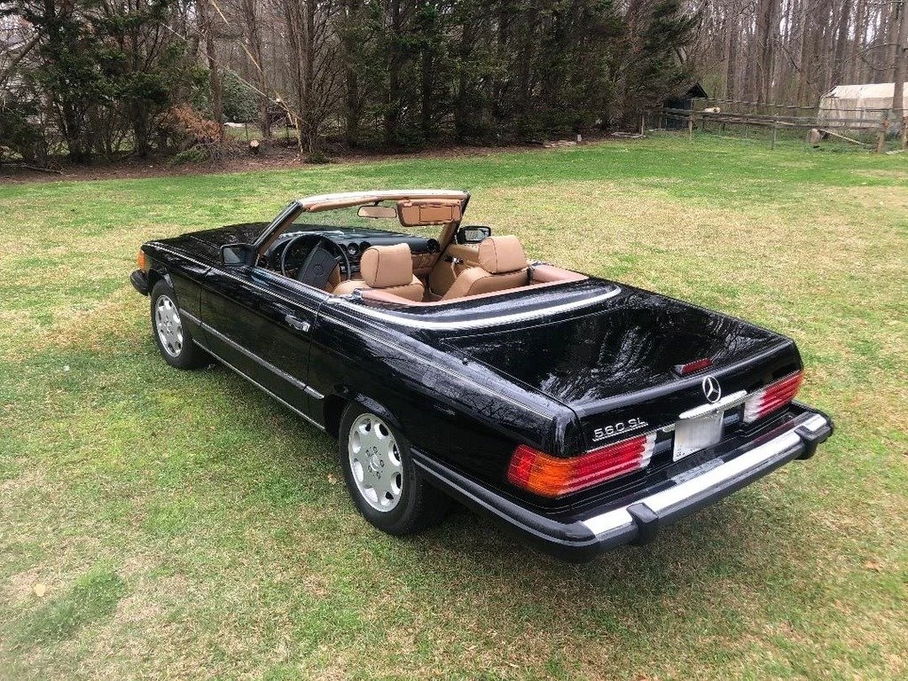1988 Mercedes-Benz 560-Class 560 SL Hardtop Convertible