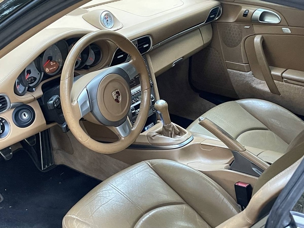 2005 Porsche 911 Carrera S photo