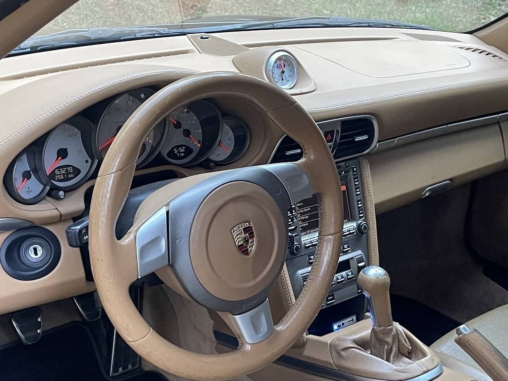 2005 Porsche 911 Carrera S photo