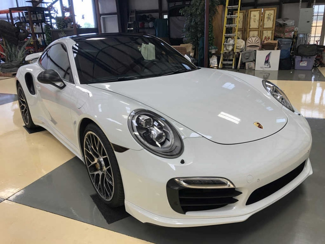 2015 Porsche 911 Turbo S photo