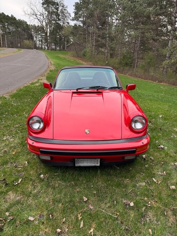 1984 Porsche 911 Carrera photo