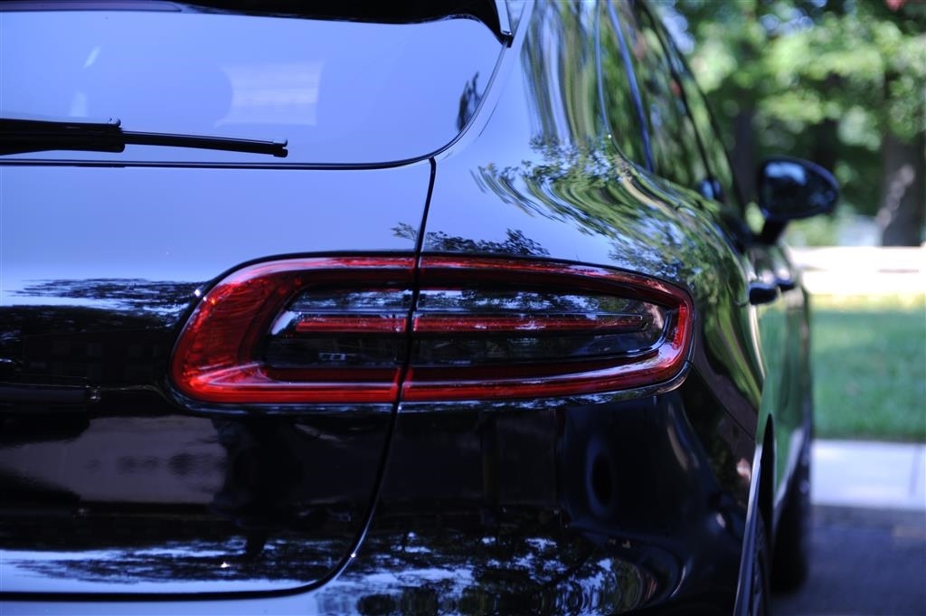 2016 Porsche Macan S photo