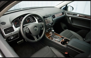 2012 Volkswagen Touareg VR6 Sport photo