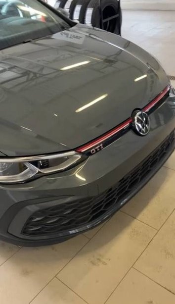 2024 Volkswagen Golf Gti 380 Autobahn photo