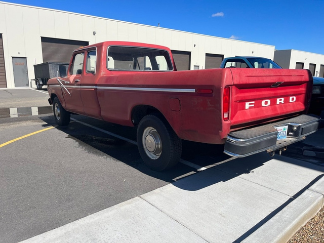 1977 Ford F-250 Camper Special photo