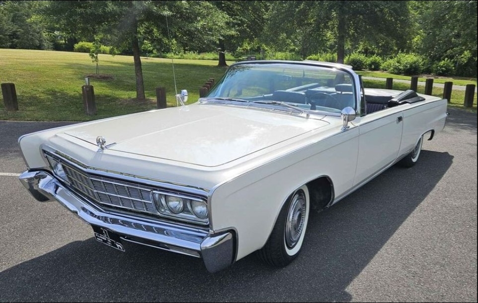 The 1966 Chrysler Imperial Crown photos