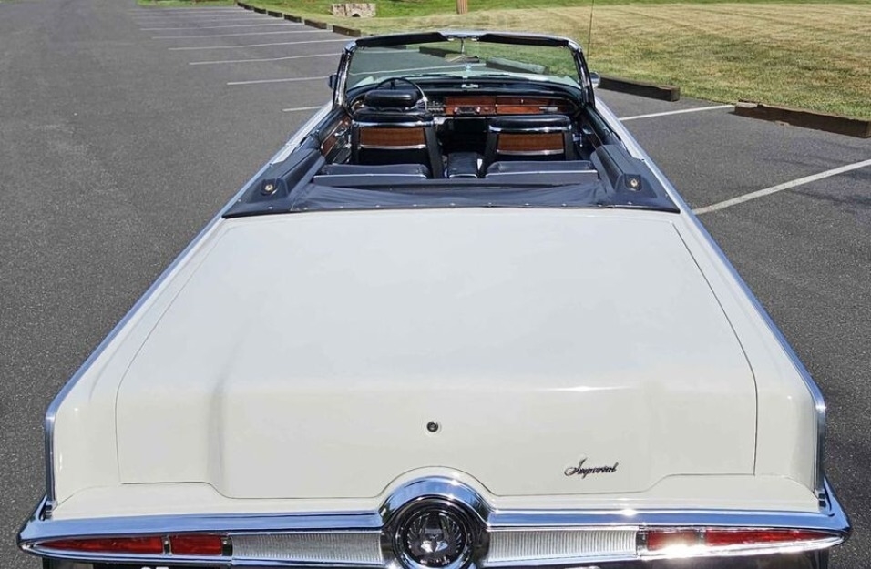 1966 Chrysler Imperial Crown photo