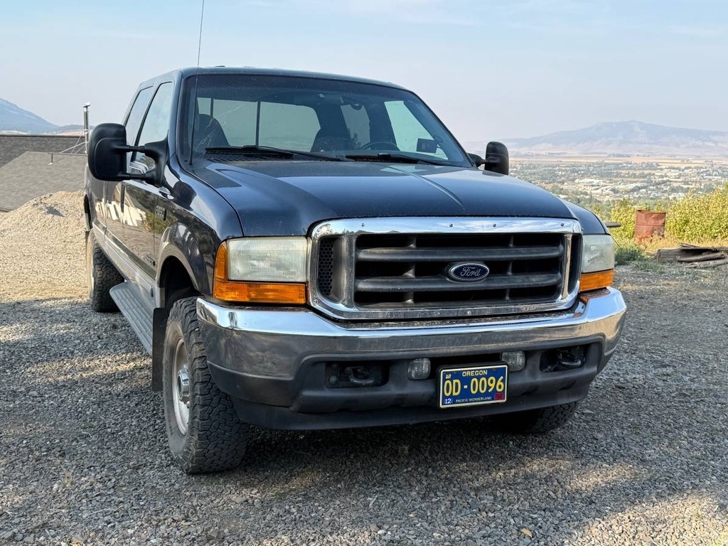 2001 Ford F-350 Super Duty XL Pickup