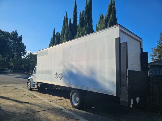 2012 Freightliner M2 106 Cummins  6.7L Turbo