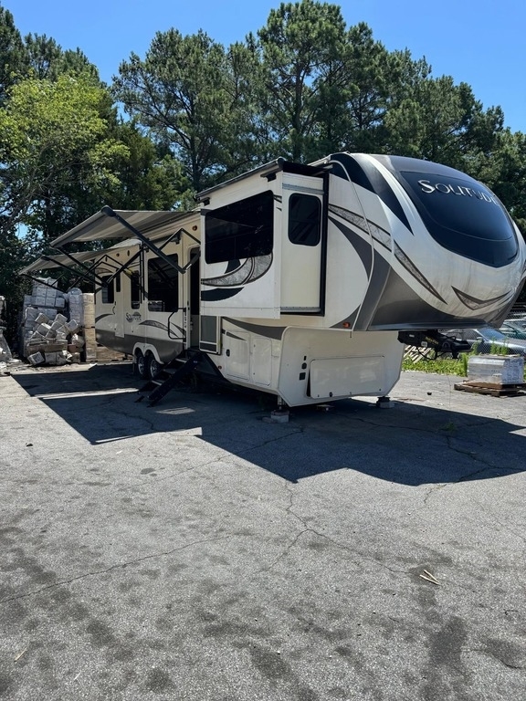 2018 Grand Design Solitude 373FB