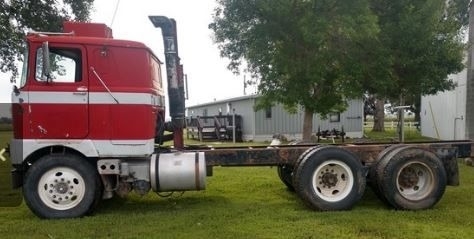 1972 Mack FS700L Cabover Semi Truck