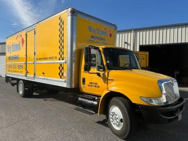 2008 International BobTail Box Truck