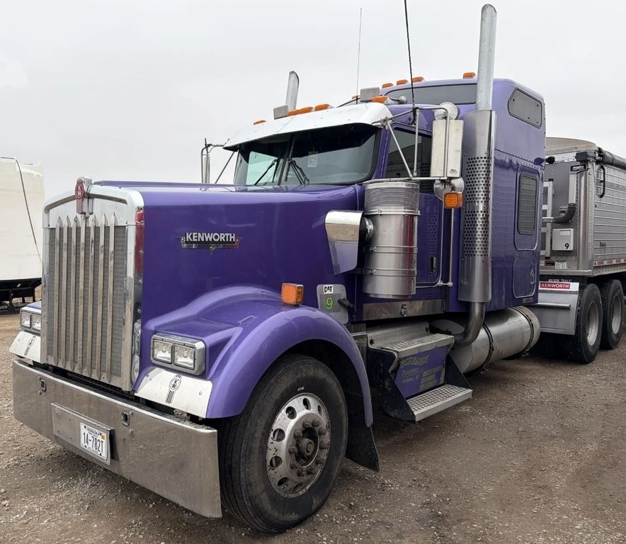 2005 Kenworth W900L Cummins