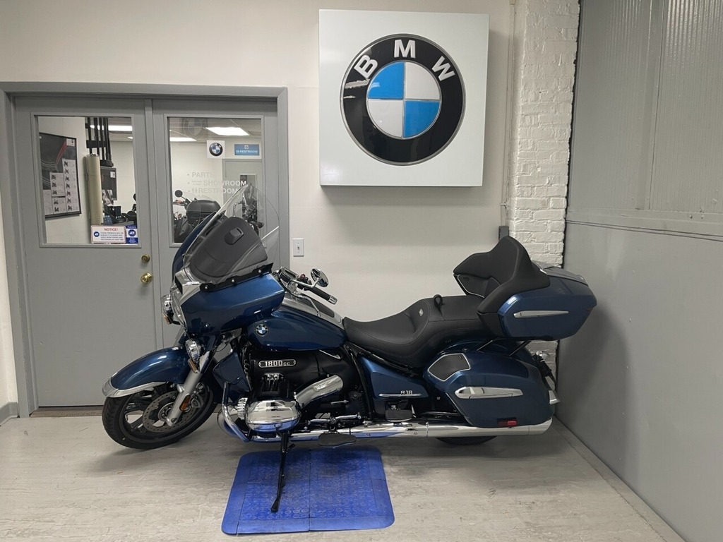 2023 BMW R 18 Transcontinental Parallel Twin 1802