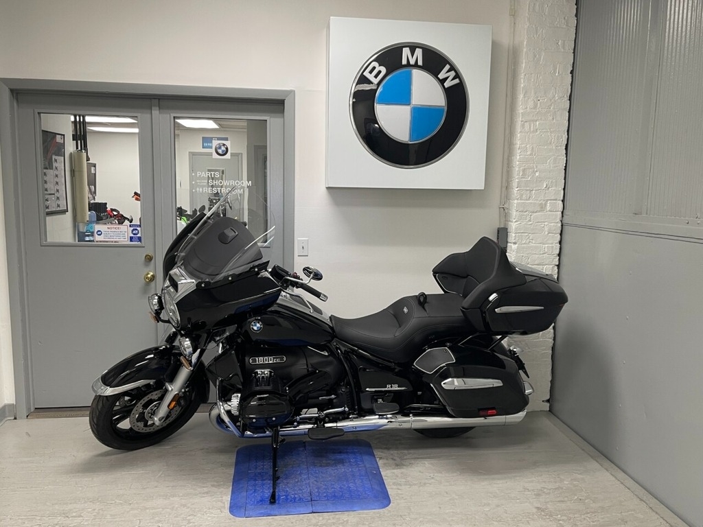 2023 BMW R 18 Transcontinental Parallel Twin 1802