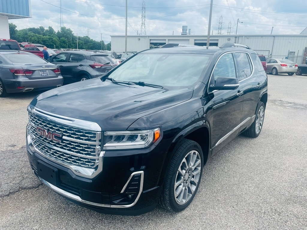 2023 GMC Acadia Denali SUV