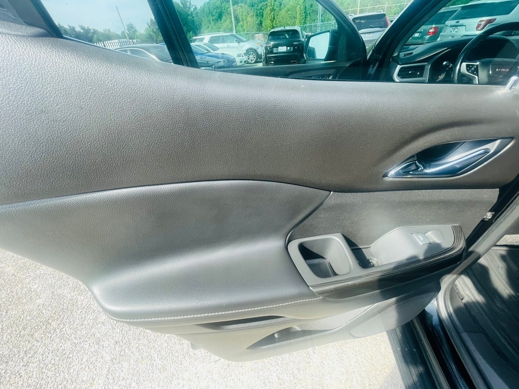 2021 GMC Acadia SLT - Photo 23