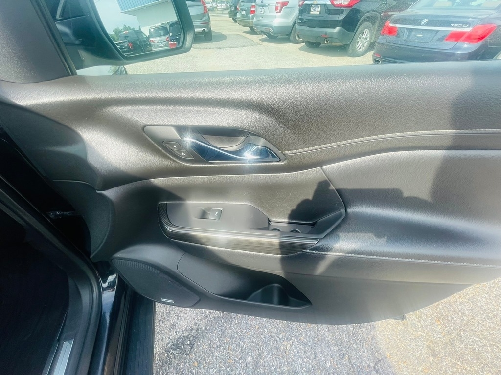 2021 GMC Acadia SLT - Photo 28