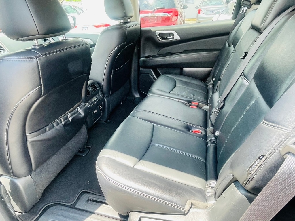 2019 Nissan Pathfinder SL - Photo 23