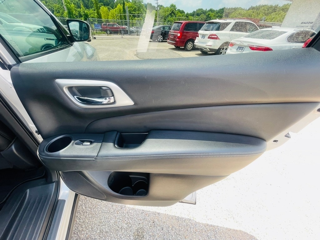 2019 Nissan Pathfinder SL - Photo 26