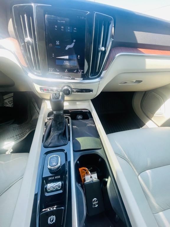 2021 Volvo S60 Momentum - Photo 12