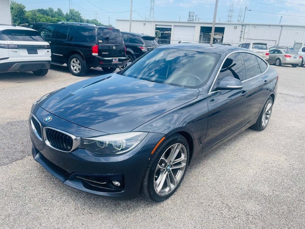 2017 BMW 3 Series 330i xDrive Gran Turismo Hatchback