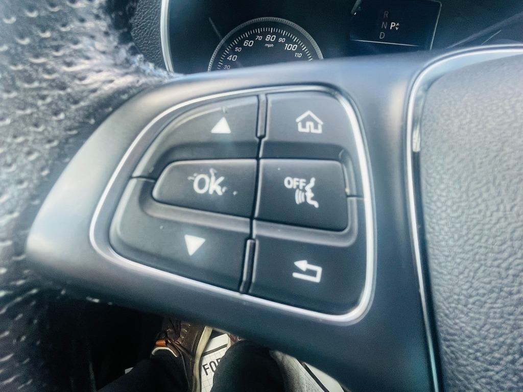 2019 Mercedes-Benz GLC GLC300 - Photo 14