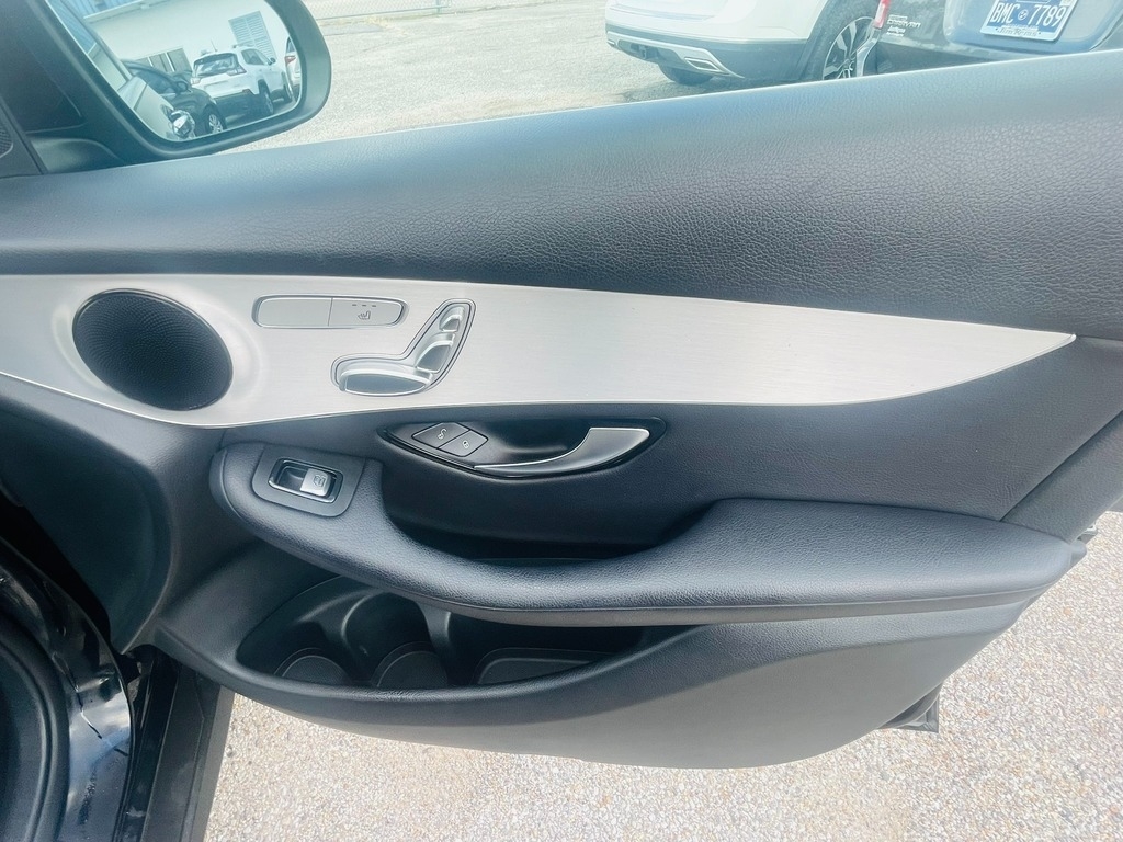 2019 Mercedes-Benz GLC GLC300 - Photo 24