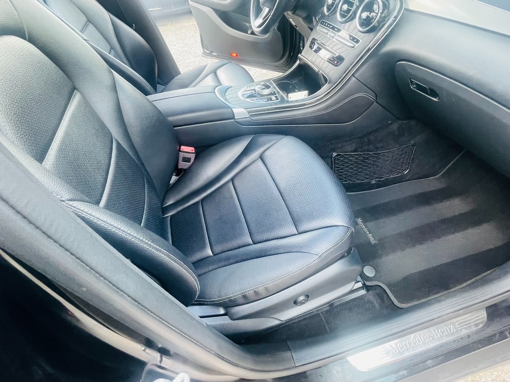 2019 Mercedes-Benz GLC GLC300 - Photo 25