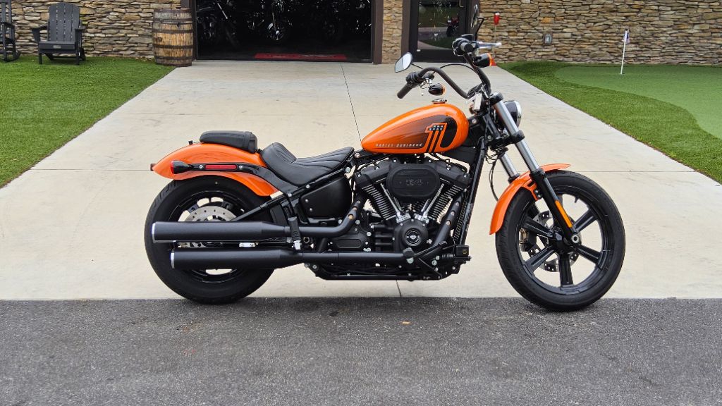 2024 Harley-Davidson® Streetbob Fxbbs